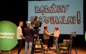 19. Psycholog i trener mentalny - Ana Zalewska udziela wywiadu.