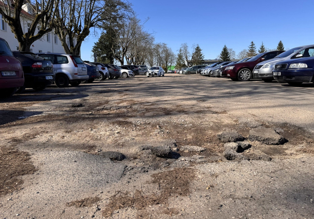 Zdjęcie do Parking przy ul. Rejewskiego będzie zielony i zmodernizowany