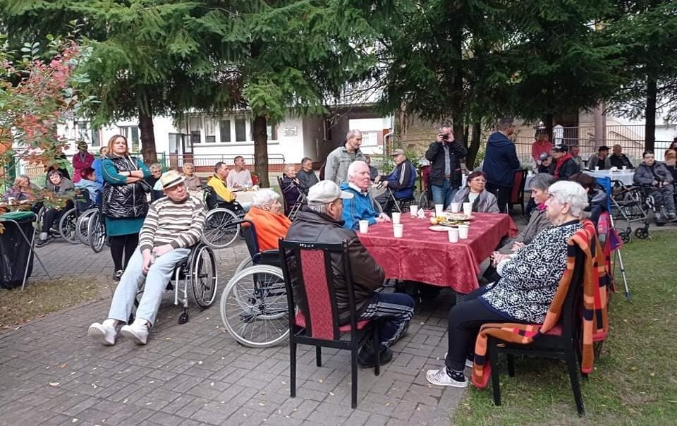 Zdjęcie do Seniorzy na "dom&oacute;wce&rdquo;
