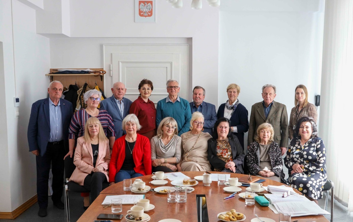 Zdjęcie do Koniec kadencji Rady Senior&oacute;w
