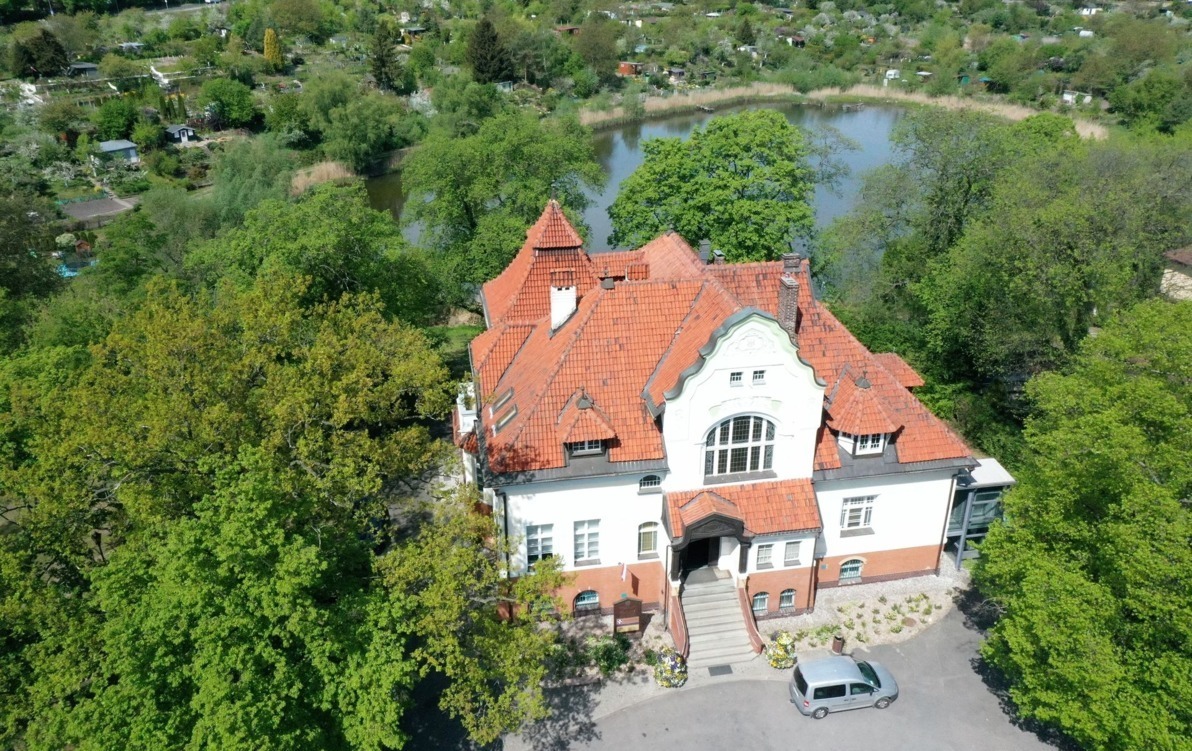 Zdjęcie do Kultura i sport w pałacyku USC