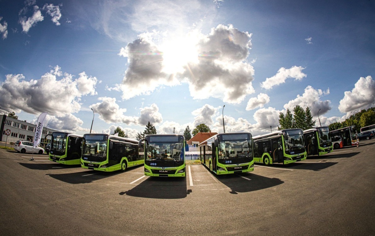 Zdjęcie do Konkurs na plakat promujący transport publiczny