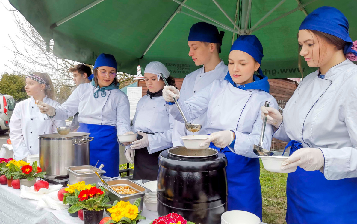 Zdjęcie do I znowu święta na ryneczku