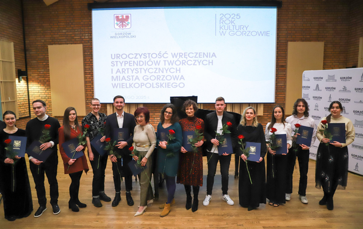 Zdjęcie do 14 stypendi&oacute;w artystycznych