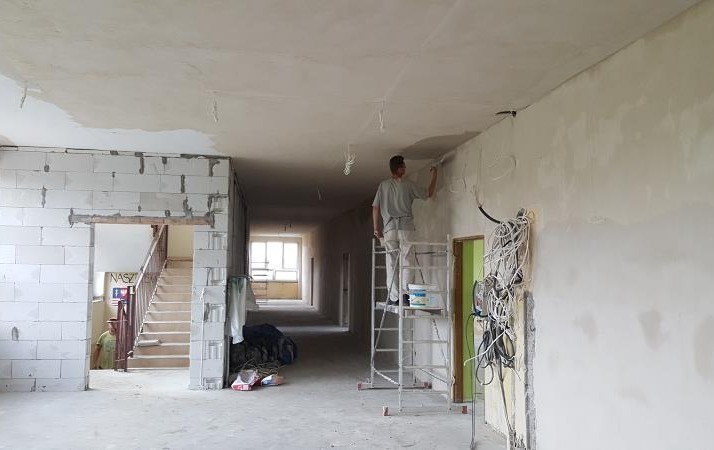 Zdjęcie do Remonty w plac&oacute;wkach oświatowych