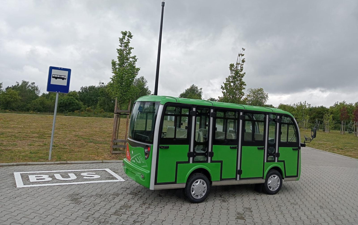 Zdjęcie do Bezpłatny transport po cmentarzu