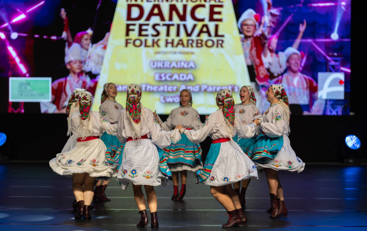 Zdjęcie do Taniec łączy świat