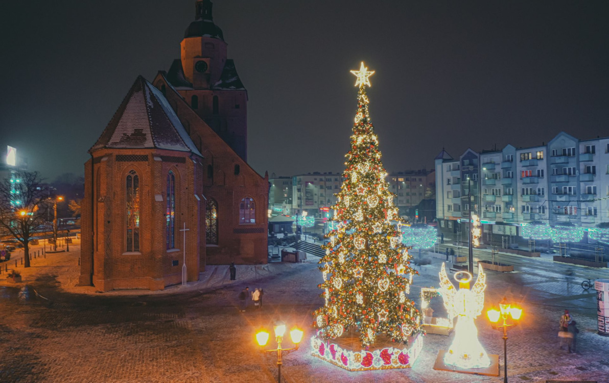 Zdjęcie do Miasto w świątecznym stroju