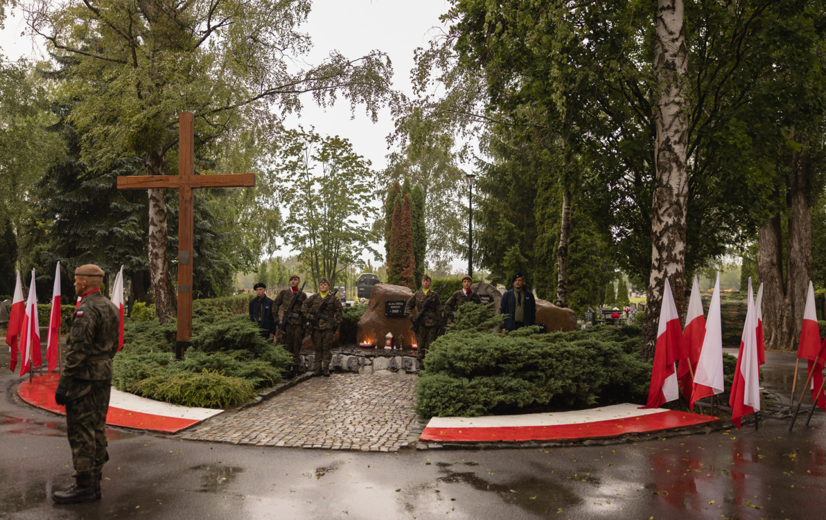 Zdjęcie do  Rocznica Powstania Warszawskiego