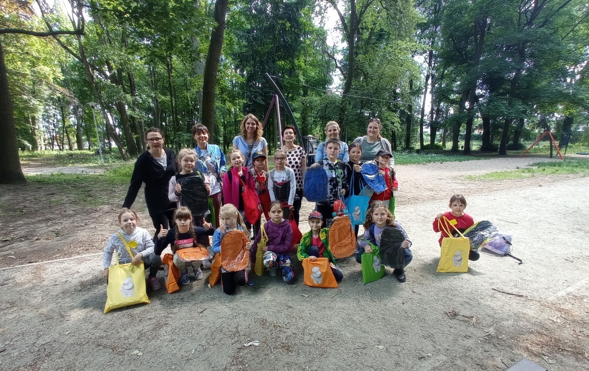 Zdjęcie do Terenowa gra edukacyjna &bdquo;Wytrop drzewa&rdquo;