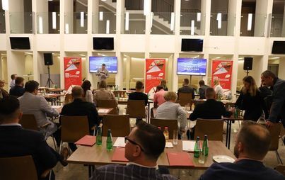 Zdjęcie do Inspirujący Wiecz&oacute;r Biznesowy