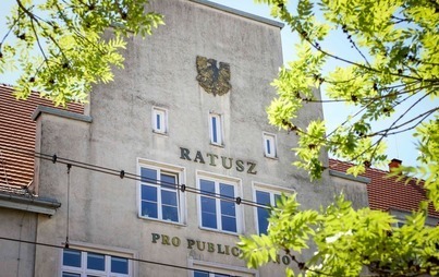 Zdjęcie do Zawiadomienie o uszkodzeniu elewacji