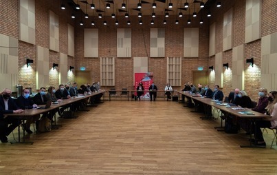 Zdjęcie do Spotkanie samorząd&oacute;w MOF