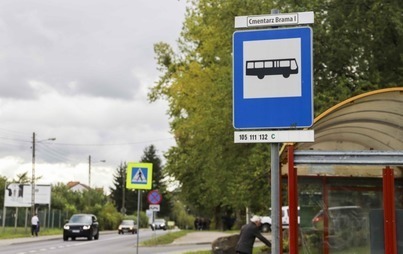 Zdjęcie do Komunikacja na cmentarz 