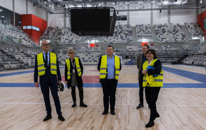Zdjęcie do Marszałek i prezydent na budowie Areny