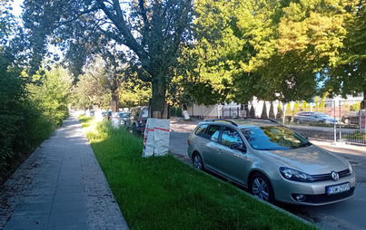 Zdjęcie do Auta blokują remont