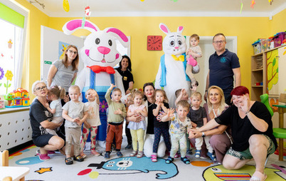 Zdjęcie do Wielkanocny Zając odwiedził dzieci