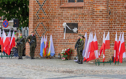 Zdjęcie do 80 lat po wojnie