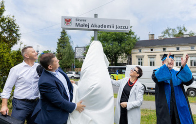 Zdjęcie do Otwarcie skweru Małej Akademii Jazzu