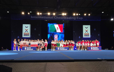 Zdjęcie do Srebrny medal na światowej scenie. Historyczny sukces cheerleaderek Warty Gorz&oacute;w w USA